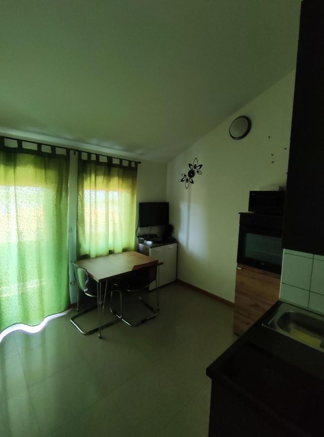 Panorama Sunset Apartments เซรส ภายนอก รูปภาพ
