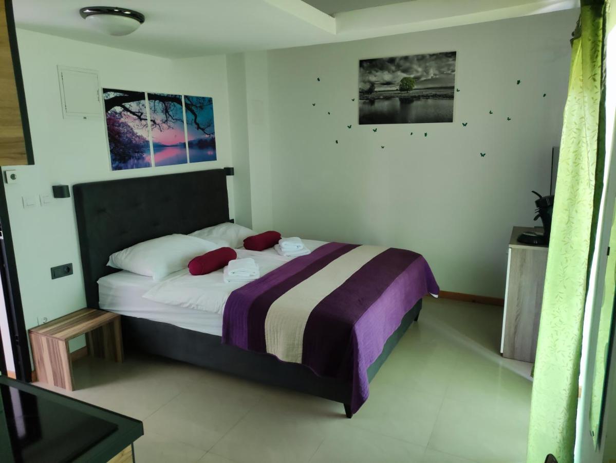 Panorama Sunset Apartments เซรส ภายนอก รูปภาพ