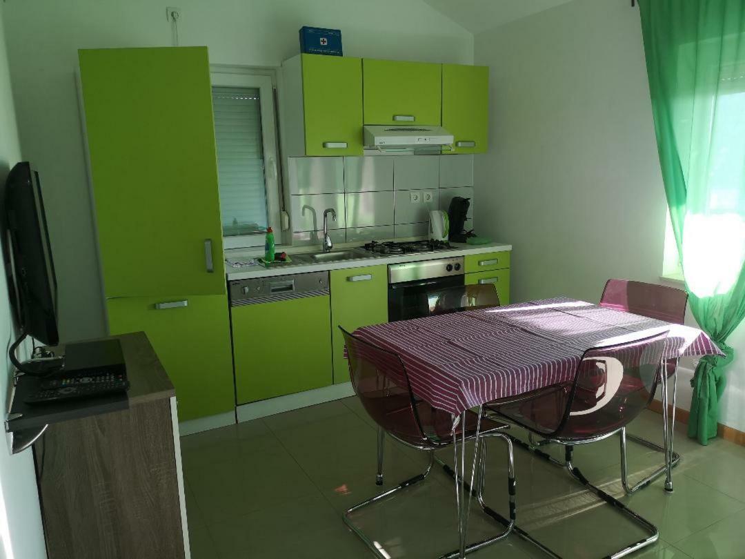 Panorama Sunset Apartments เซรส ภายนอก รูปภาพ